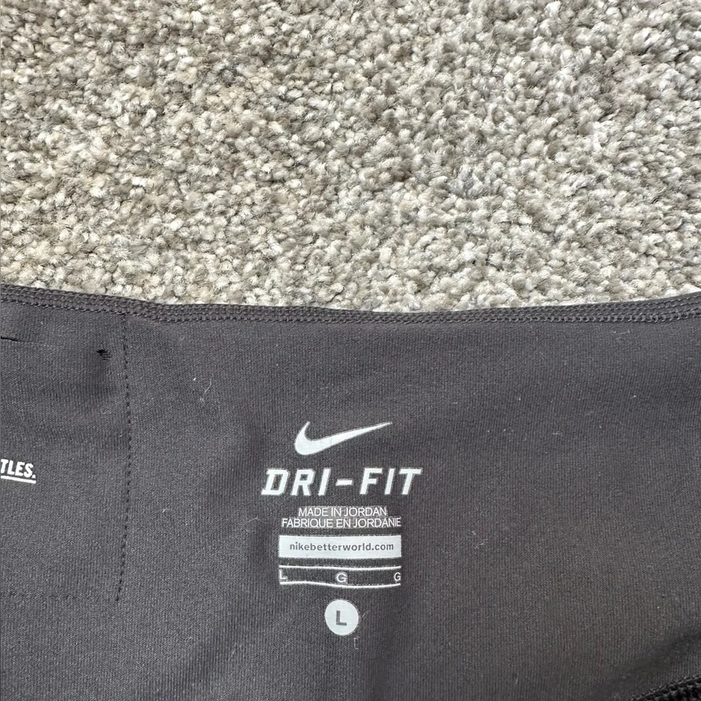 Nike Dri-Fit Cropped Running Yoga Pilates Pants/Leggings Black Large EUC - Picture 3 of 7